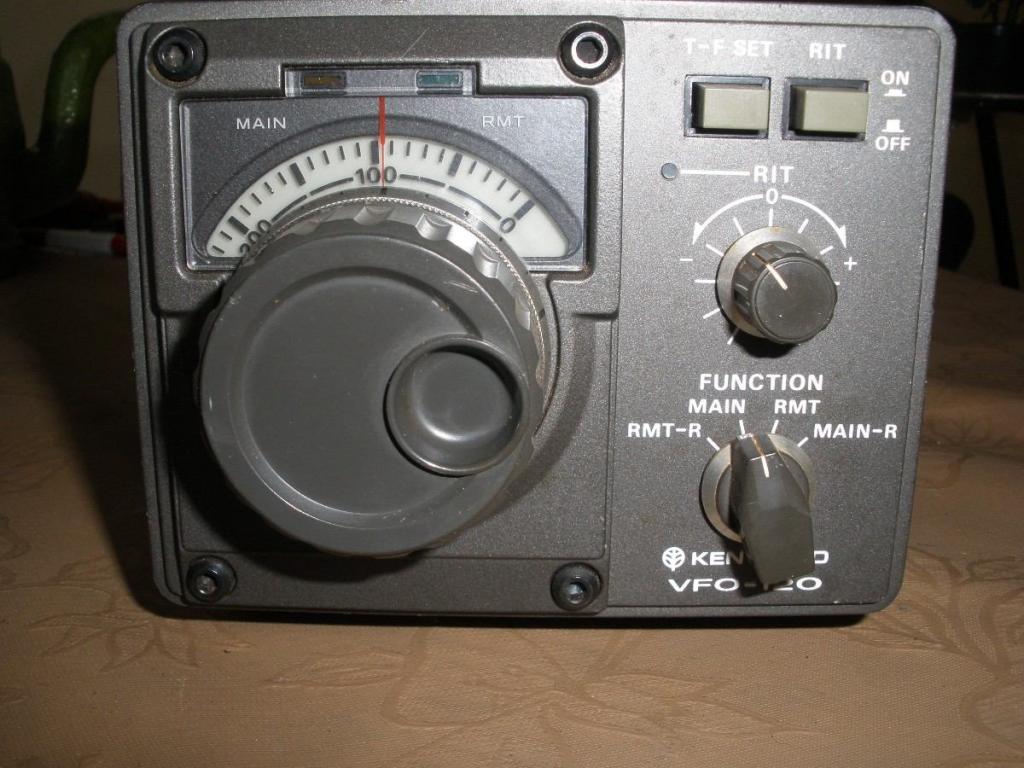 KENWOOD VFO-120 - VFO REMOTO (EXTERNO) - EM OTIMO ESTADO.