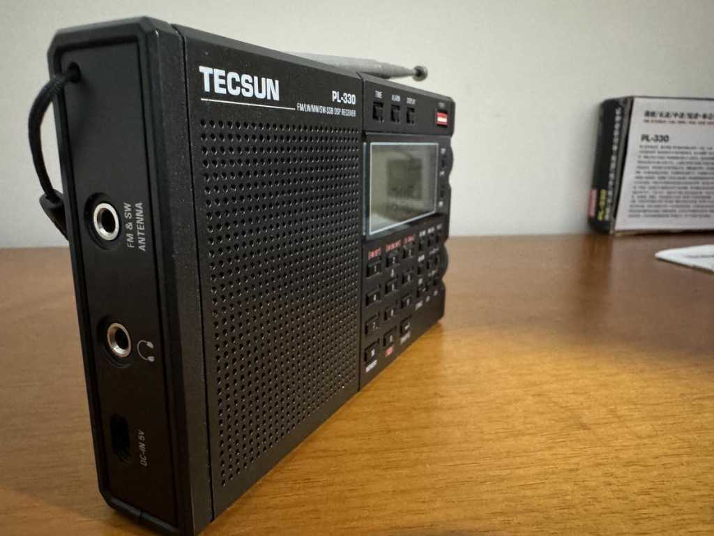 Radio HT Yaesu VX8R — Foto 2