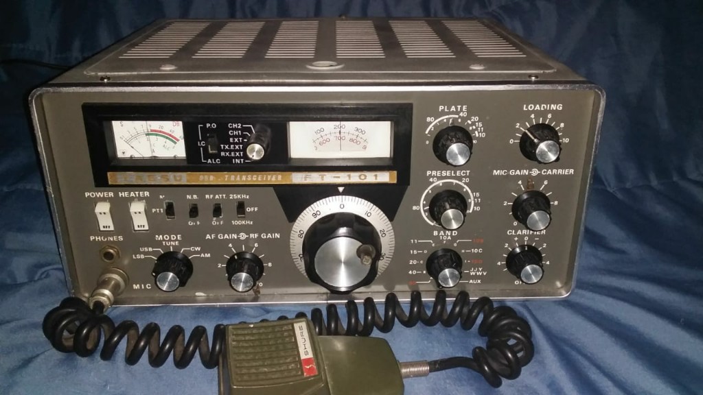 Rádio YAESU ft101