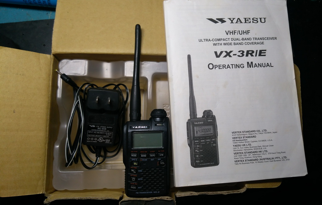 Vendo HT Yaesu VX-3R — Foto 1