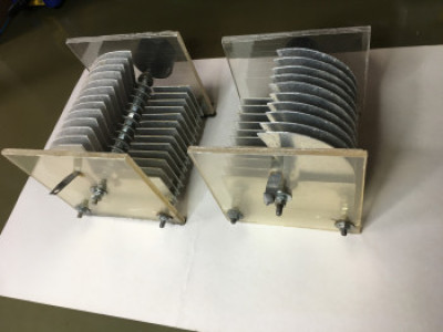 Capacitor variável de alta isolação — Miniatura 3