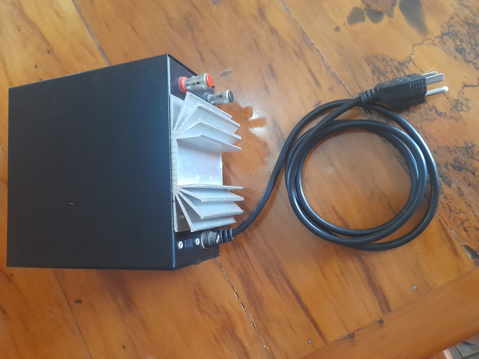 Fonte Maxtron 15a — Foto 3